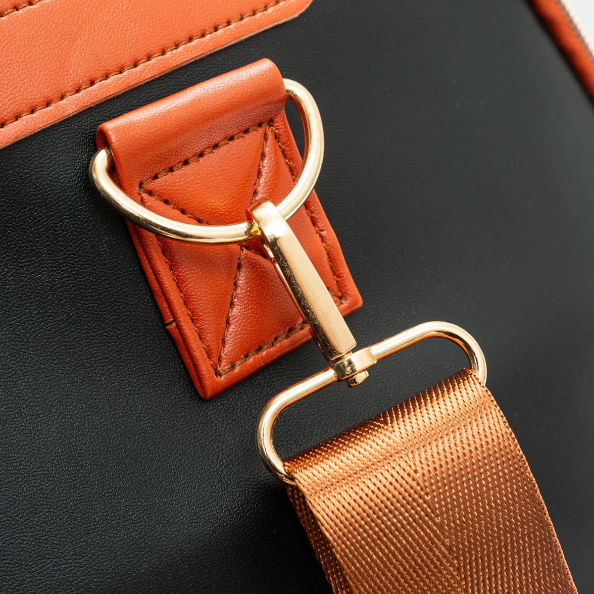 TRAVURA Travel Bag 2.0