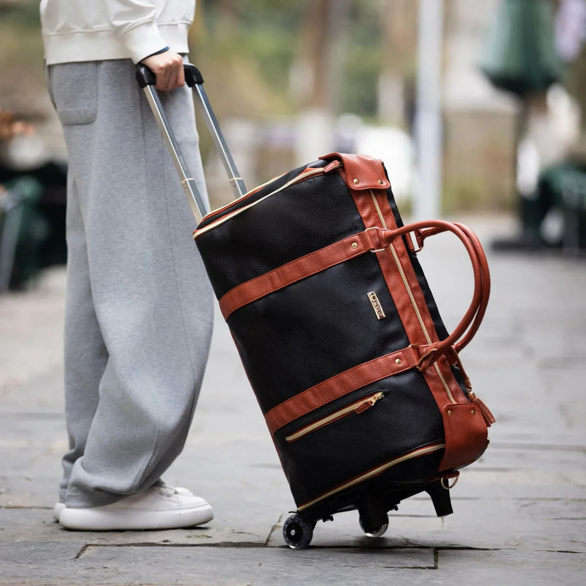 TRAVURA Travel Bag 2.0